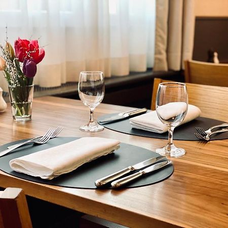 Hotel Roessli Allschwil エクステリア 写真