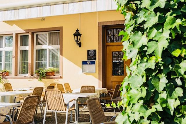 Hotel Roessli Allschwil エクステリア 写真
