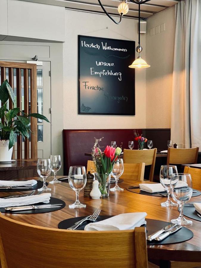 Hotel Roessli Allschwil エクステリア 写真