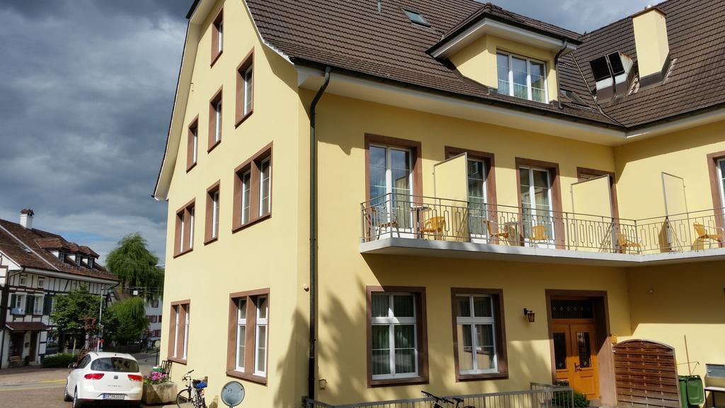 Hotel Roessli Allschwil エクステリア 写真